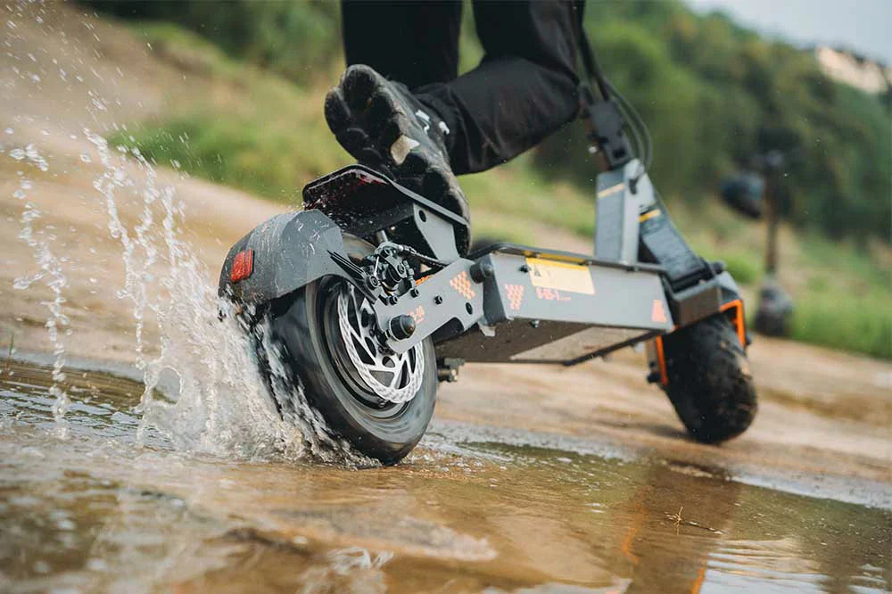 Why Electric Scooter Brakes Feel Different in Wet UK Weather (UK Riding Guide 2026)